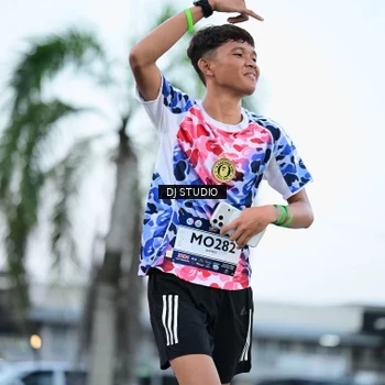 Runner Photo 7902933