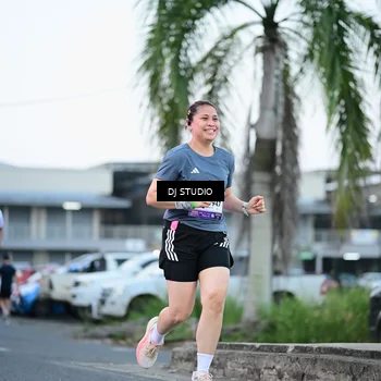 Runner Photo 7902942