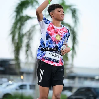 Runner Photo 7902949
