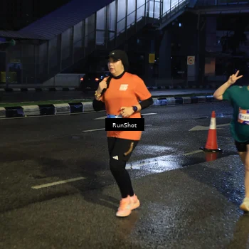 Runner Photo 7902971