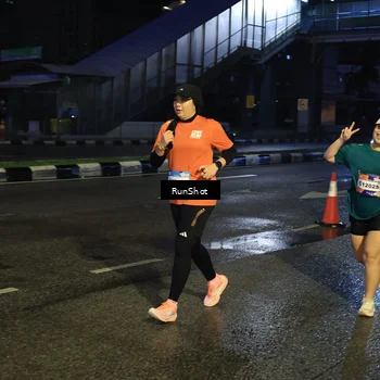 Runner Photo 7902981