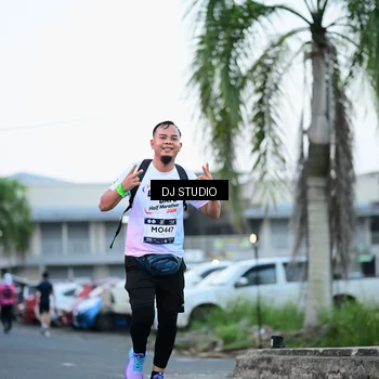 Runner Photo 7902985
