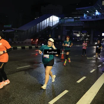 Runner Photo 7903004