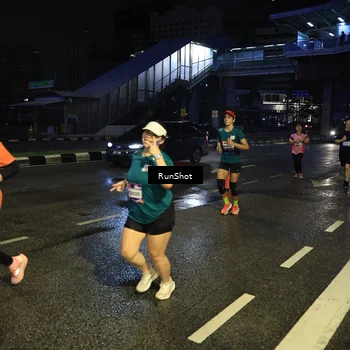 Runner Photo 7903016