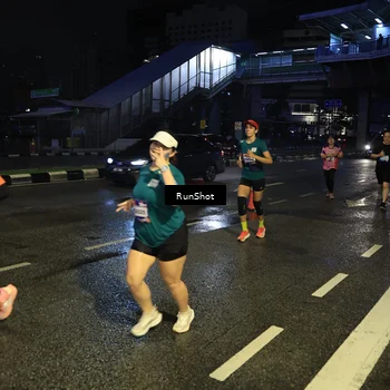 Runner Photo 7903022