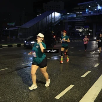 Runner Photo 7903023