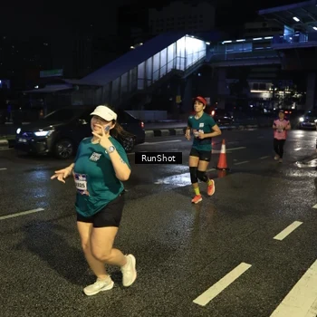 Runner Photo 7903027
