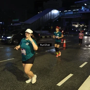 Runner Photo 7903028