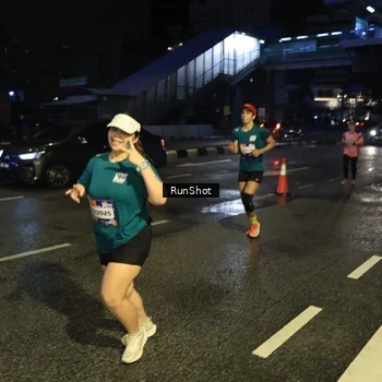 Runner Photo 7903030