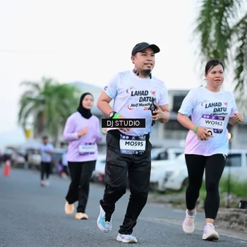 Runner Photo 7903036