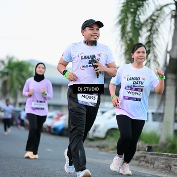 Runner Photo 7903037