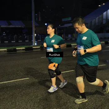 Runner Photo 7903038