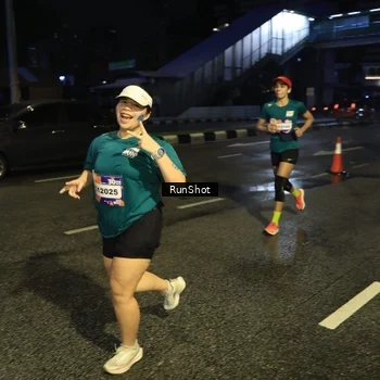 Runner Photo 7903042