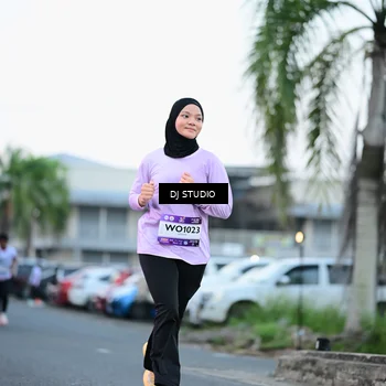 Runner Photo 7903048
