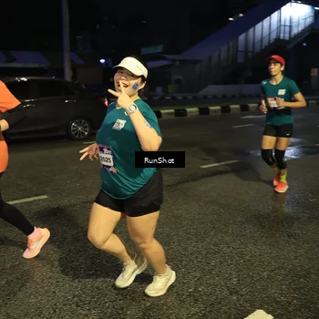 Runner Photo 7903051
