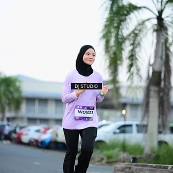 Runner Photo 7903052