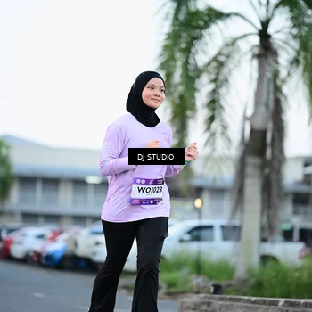 Runner Photo 7903058