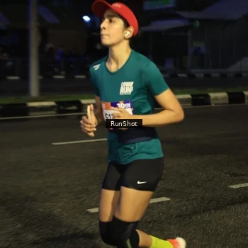 Runner Photo 7903068