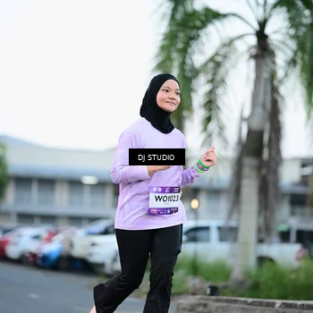 Runner Photo 7903071