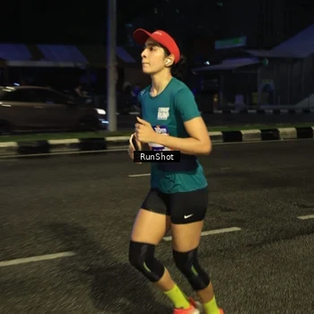 Runner Photo 7903073