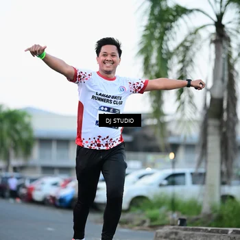Runner Photo 7903089
