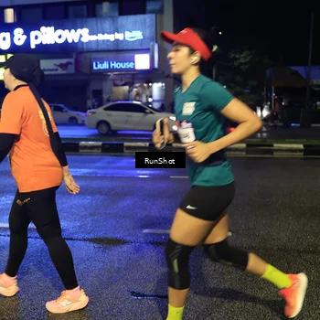 Runner Photo 7903106