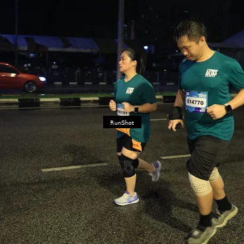 Runner Photo 7903116