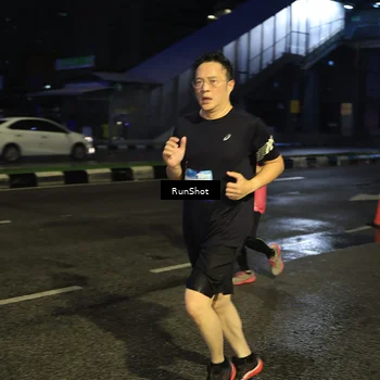 Runner Photo 7903137