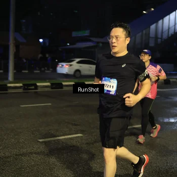Runner Photo 7903145