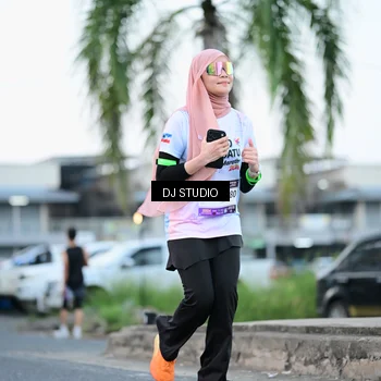 Runner Photo 7903158