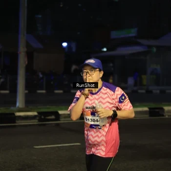 Runner Photo 7903165