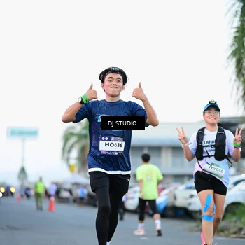 Runner Photo 7903172