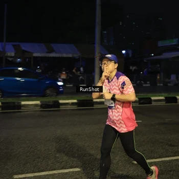 Runner Photo 7903181