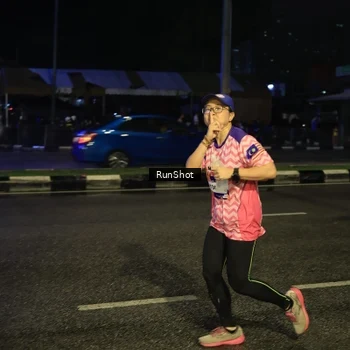Runner Photo 7903184