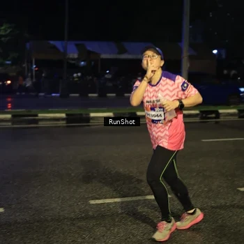 Runner Photo 7903195