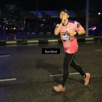 Runner Photo 7903198