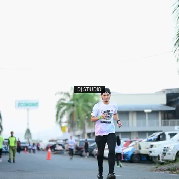 Runner Photo 7903214