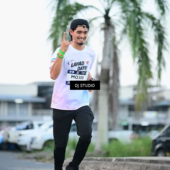 Runner Photo 7903218