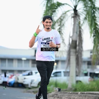 Runner Photo 7903219