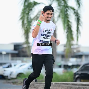 Runner Photo 7903228