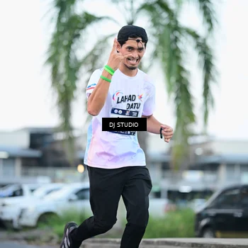 Runner Photo 7903231