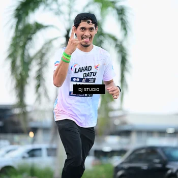 Runner Photo 7903234