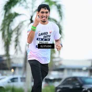 Runner Photo 7903244