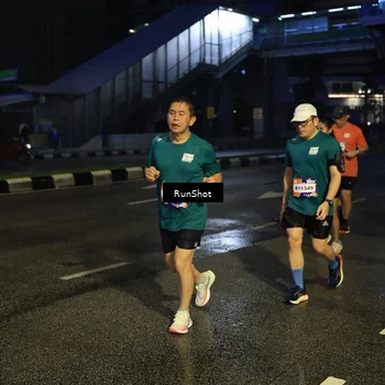 Runner Photo 7903264