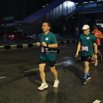 Runner Photo 7903269