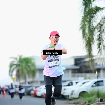 Runner Photo 7903270