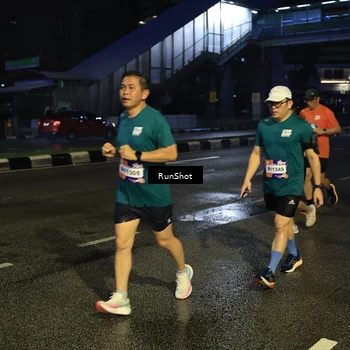 Runner Photo 7903273