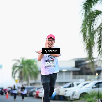 Runner Photo 7903278