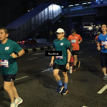 Runner Photo 7903282