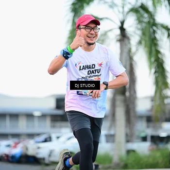 Runner Photo 7903292